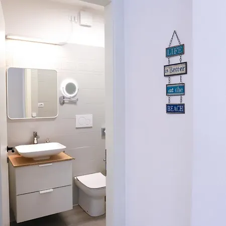 Fronte Mare 度假居 *