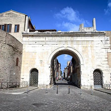 Дом отдыха Fronte Mare Фано